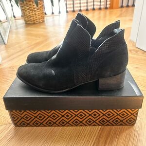 Seychelles Black Ankle Boots